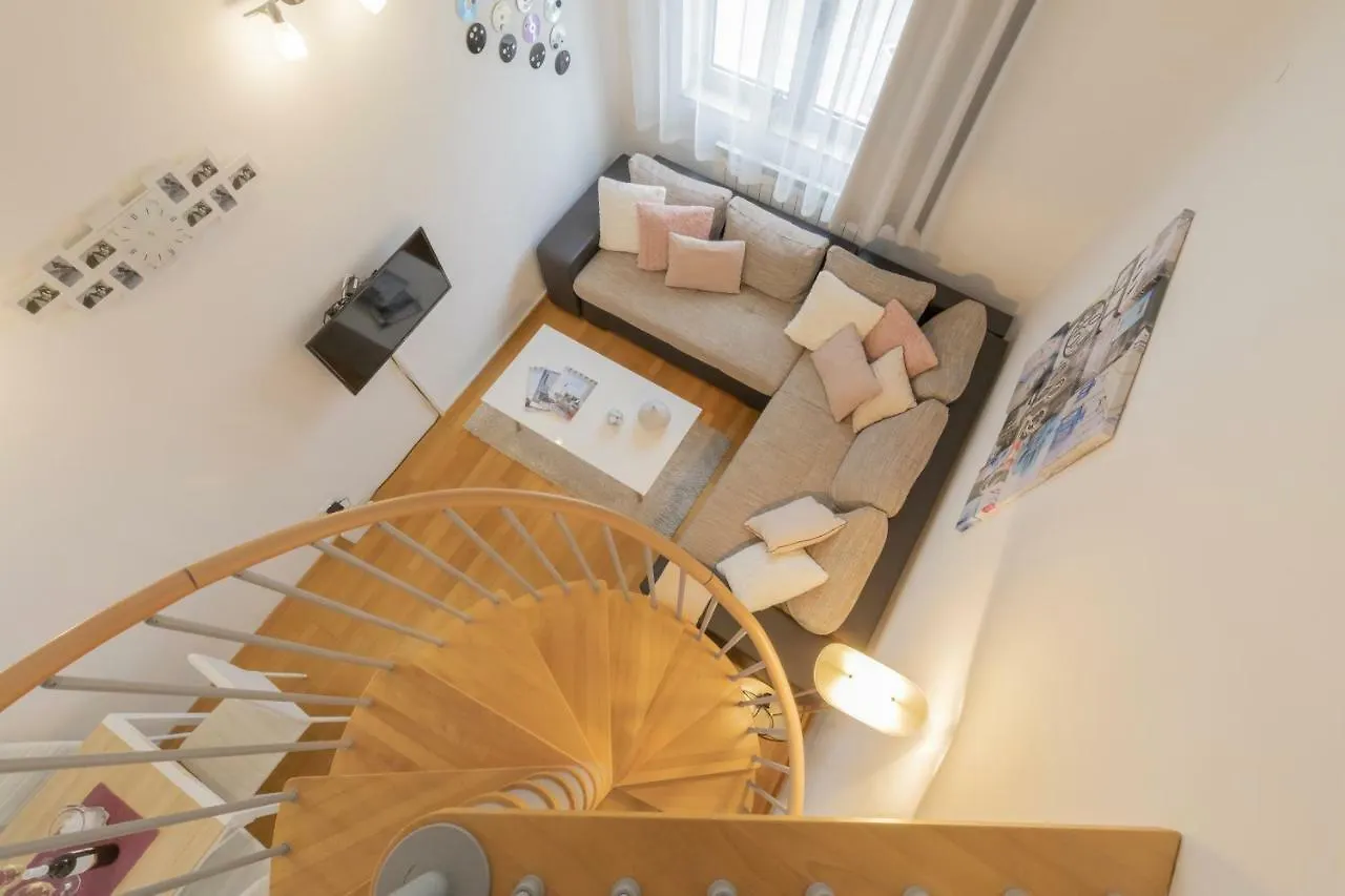 Center Penthouse Apartment Pula Croatia