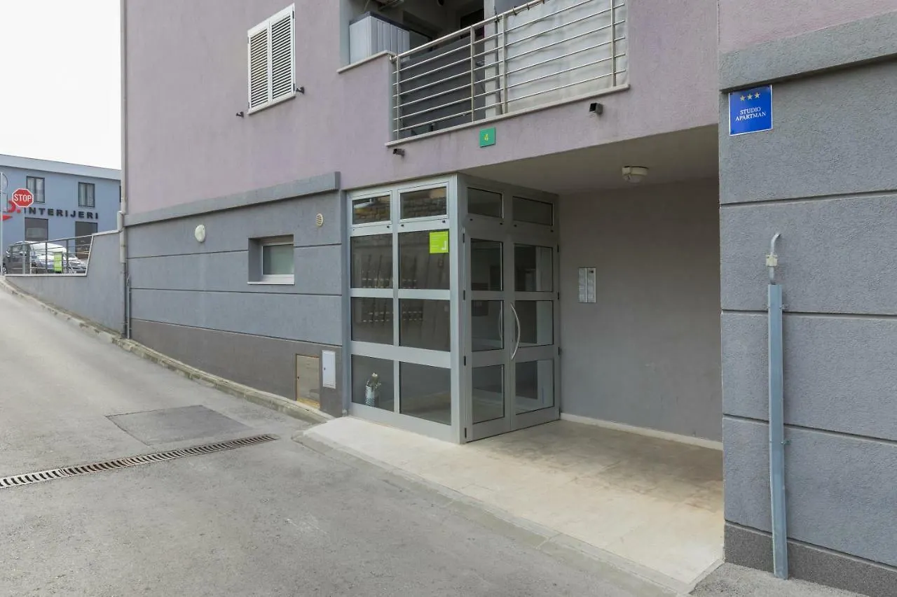 Center Penthouse Apartment Pula 0*,