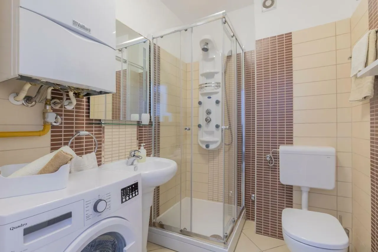 Center Penthouse Apartment Pula