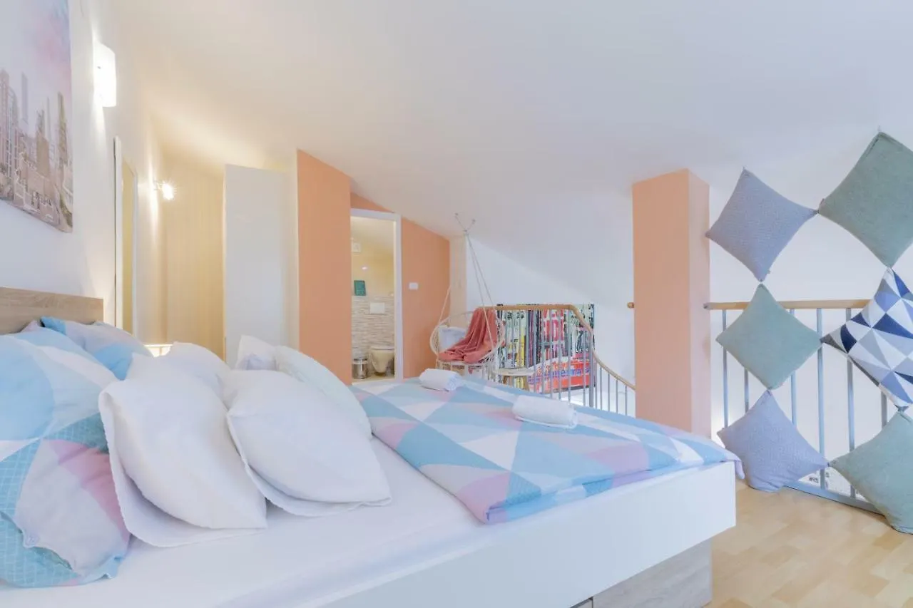 Center Penthouse Apartment Pula 0*,