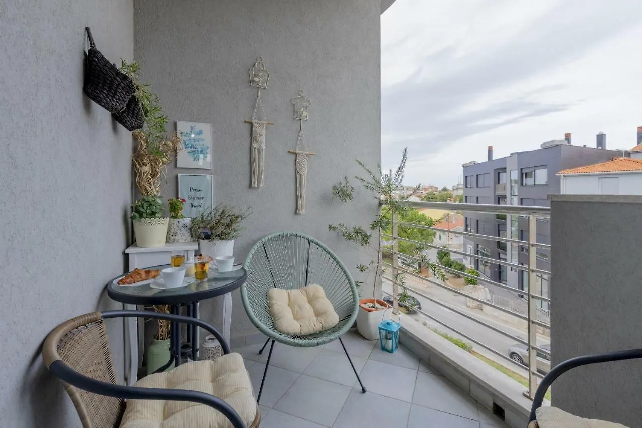 Center Penthouse Apartment Pula